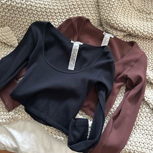 2 Zara cropped scoop neck long sleeves!
